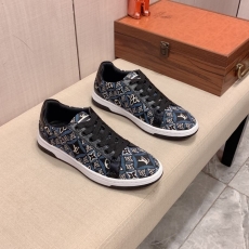 Louis Vuitton Low Shoes